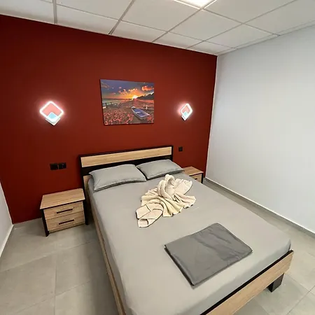 Jordan'S Room 14 Thessaloniki Exterior photo